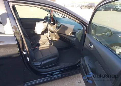 2022 Hyundai Accent Se z USA, uszkodzony, nr VIN 3KPC24A62NE174099